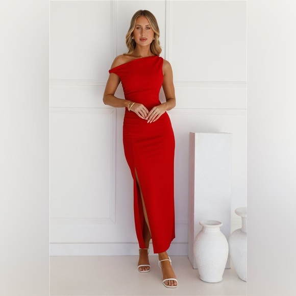Hello Molly Dresses & Skirts - NWT Hello Molly MOVE ME OFF SHOULDER MAXI Evening DRESS in red size XL